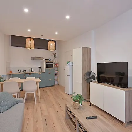 Apartment Andrea - Proche Theatres Et Place Des Corps Saints - Wifi Avignon