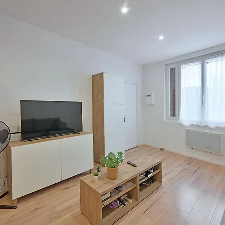 Apartment Andrea - Proche Theatres Et Place Des Corps Saints - Wifi Avignon